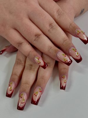 Uñas semipermanentes